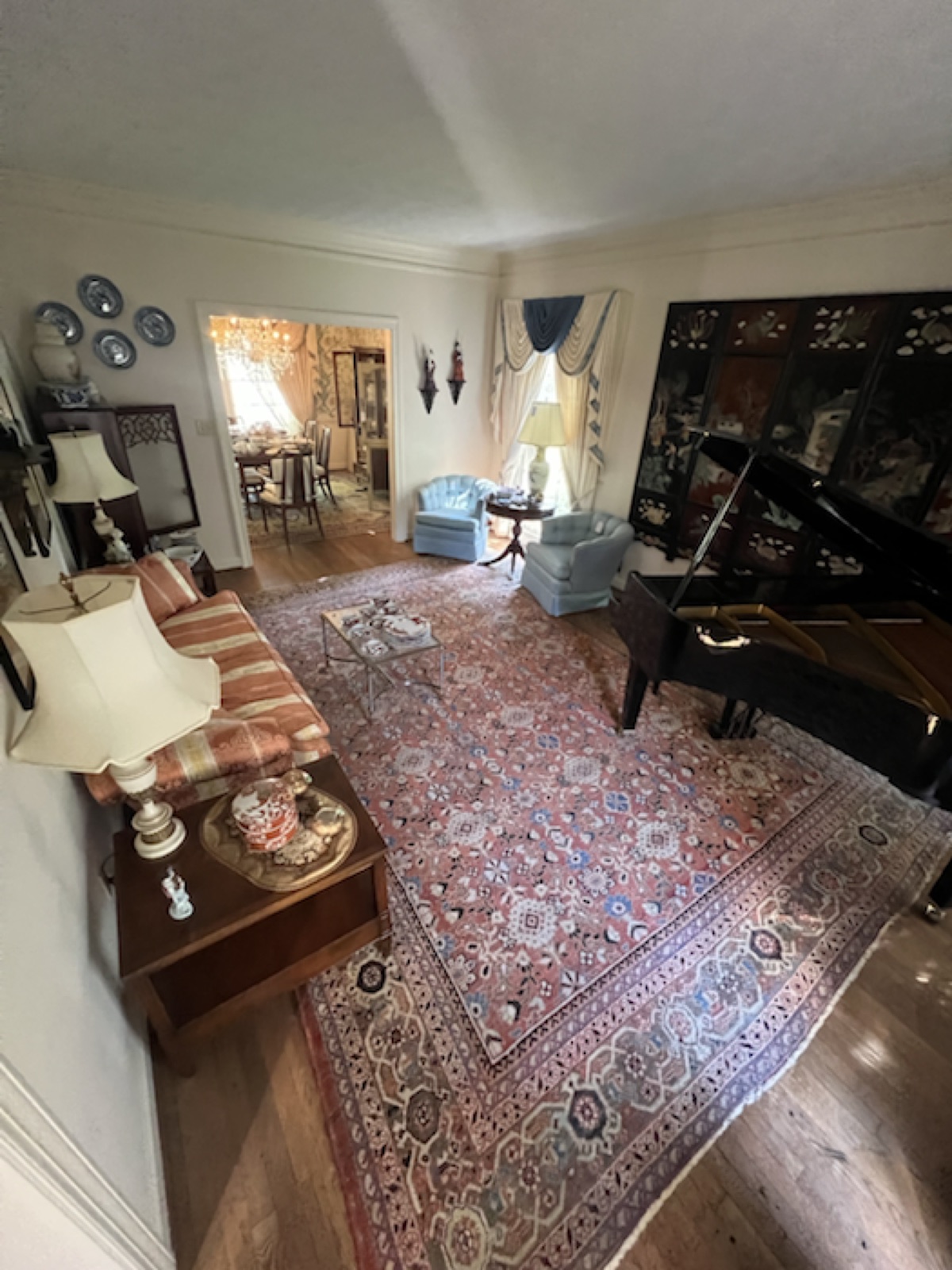 A furnished Sandy Springs living room prepared for an Astral estate sale